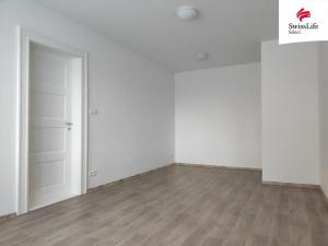 Pronájem bytu 2+kk, Pardubice, Staňkova, 64 m2