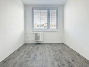 Pronájem bytu 2+kk, Praha - Horní Měcholupy, Veronské nám., 45 m2