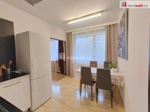 Prodej bytu 3+1, Praha - Prosek, Veltruská, 62 m2
