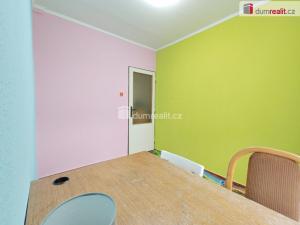 Prodej bytu 3+1, Praha - Prosek, Veltruská, 62 m2