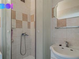Prodej bytu 3+1, Chropyně, J. Fučíka, 63 m2