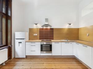 Pronájem bytu 3+kk, Poděbrady - Poděbrady II, nám. T.G.Masaryka, 74 m2