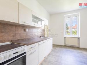 Prodej bytu 3+1, Žandov, Děčínská, 103 m2