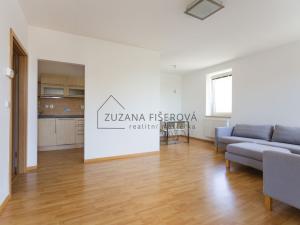 Pronájem bytu 2+kk, Praha, Lolkova, 60 m2