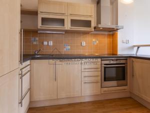 Pronájem bytu 2+kk, Praha, Lolkova, 60 m2