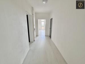 Pronájem bytu 2+1, Chomutov, Bezručova, 56 m2