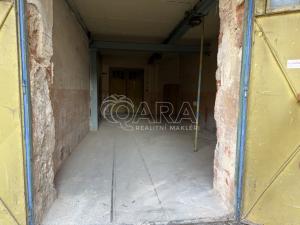 Pronájem garáže, Fulnek, Fučíkova, 42 m2