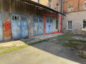 Pronájem garáže, Fulnek, Fučíkova, 42 m2