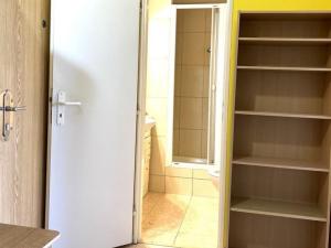 Pronájem bytu 2+kk, Česká Lípa, Lomená, 40 m2