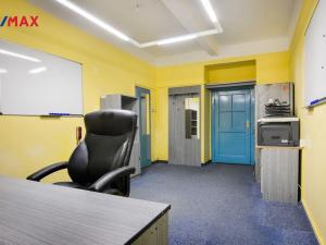 Pronájem kanceláře, Praha - Bubeneč, Bubenečská, 49 m2