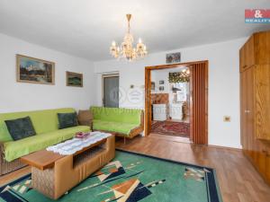 Prodej rodinného domu, Kněževes, Jižní, 140 m2