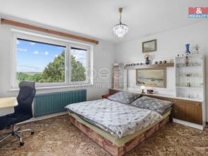 Prodej rodinného domu, Kněževes, Jižní, 140 m2
