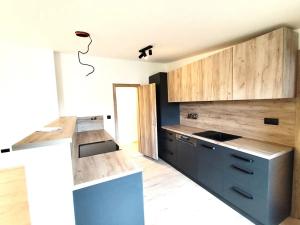 Pronájem rodinného domu, Chrudim, 180 m2