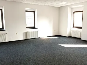 Pronájem kanceláře, Chrudim, Palackého třída, 69 m2