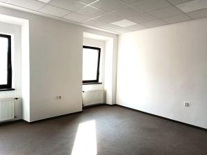 Pronájem kanceláře, Chrudim, Palackého třída, 69 m2