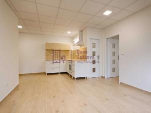 Pronájem bytu 3+kk, Jindřichův Hradec, Miřiovského, 60 m2