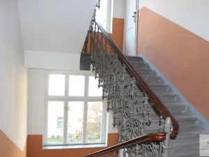 Pronájem bytu 4+1, Karlovy Vary, Bulharská, 125 m2