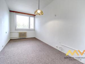 Prodej bytu 3+1, Hradec Králové - Třebeš, Pod Zámečkem, 80 m2