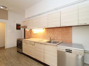 Pronájem bytu 2+1, Praha - Břevnov, Bělohorská, 60 m2