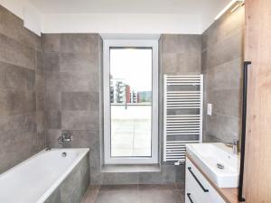 Pronájem bytu 3+kk, Praha - Modřany, Zlochova, 92 m2