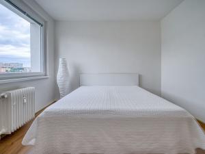 Pronájem bytu 2+1, Chomutov, Bezručova, 55 m2