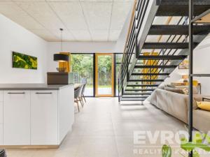 Pronájem bytu 3+kk, Praha, 165 m2
