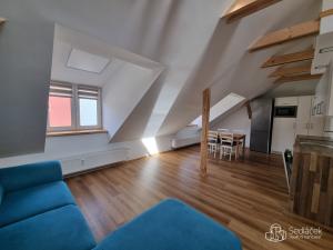 Pronájem bytu 2+kk, Sokolov, Slezská, 50 m2