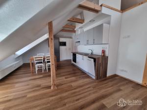 Pronájem bytu 2+kk, Sokolov, Slezská, 50 m2