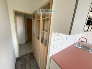 Pronájem bytu 2+1, Plzeň - Lobzy, Blatenská, 56 m2
