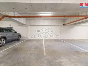 Pronájem garážového stání, Beroun - Beroun-Město, Okružní, 15 m2