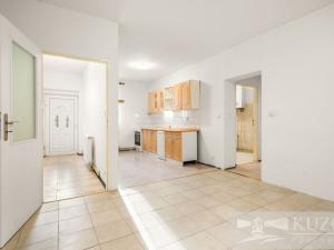 Prodej bytu 3+kk, Byšice, B. Němcové, 122 m2