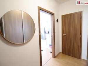 Pronájem bytu 1+kk, Karlovy Vary - Doubí, Spálená, 35 m2