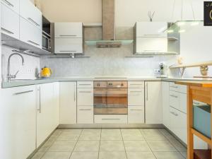 Prodej bytu 3+kk, Praha - Modřany, Semická, 86 m2