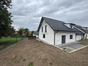 Pronájem rodinného domu, Všemyslice - Bohunice, 168 m2
