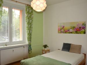 Prodej bytu 3+1, Teplice, Americká, 70 m2