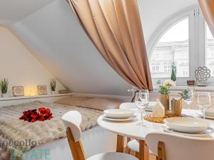 Pronájem apartmánu, Karlovy Vary, Petřín, 337 m2