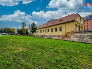 Pronájem obchodního prostoru, Plzeň - Východní Předměstí, sady 5. května, 330 m2