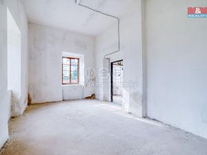 Pronájem obchodního prostoru, Plzeň - Východní Předměstí, sady 5. května, 330 m2