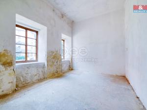 Pronájem obchodního prostoru, Plzeň - Východní Předměstí, sady 5. května, 330 m2