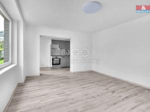 Prodej bytu 2+1, Jimramov, náměstí Jana Karafiáta, 61 m2