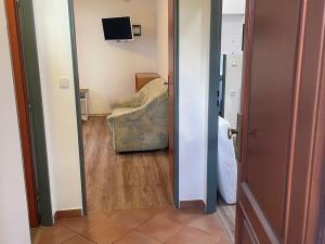 Pronájem bytu 2+1, Praha - Břevnov, Bělohorská, 45 m2