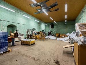 Prodej komerční nemovitosti, Liteň, 3293 m2