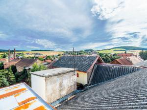 Prodej komerční nemovitosti, Liteň, 3293 m2