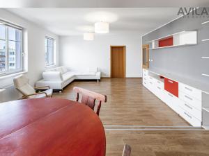 Pronájem bytu 6+kk a větší, Benešov, Dukelská, 140 m2