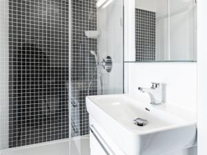 Pronájem bytu 6+kk a větší, Benešov, Dukelská, 140 m2