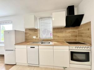 Pronájem bytu 3+kk, Kojetice, Ke kněžihorce, 57 m2
