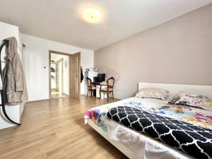 Pronájem bytu 4+1, Kojetice, Ke kněžihorce, 102 m2
