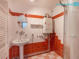 Prodej bytu 2+1, Česká Lípa, Děčínská, 55 m2