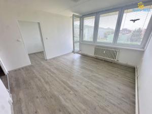 Pronájem bytu 2+1, Praha - Karlín, Nekvasilova, 48 m2