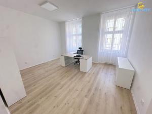 Pronájem kanceláře, Praha - Vinohrady, Londýnská, 140 m2